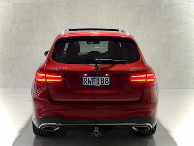 2016 Mercedes-Benz GLC 250 - Thumbnail