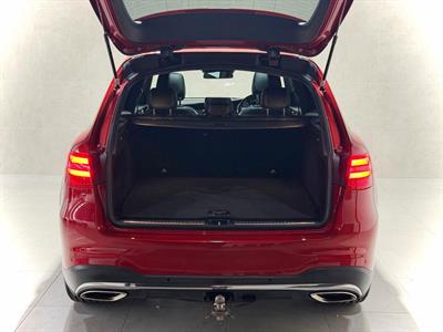 2016 Mercedes-Benz GLC 250 - Thumbnail