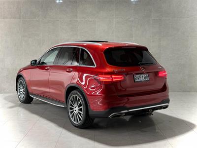 2016 Mercedes-Benz GLC 250 - Thumbnail