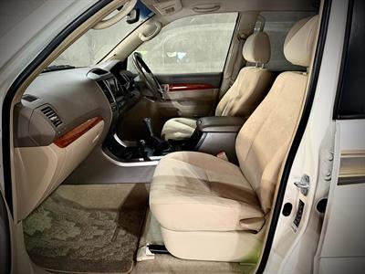 2006 Toyota Land Cruiser Prado - Thumbnail