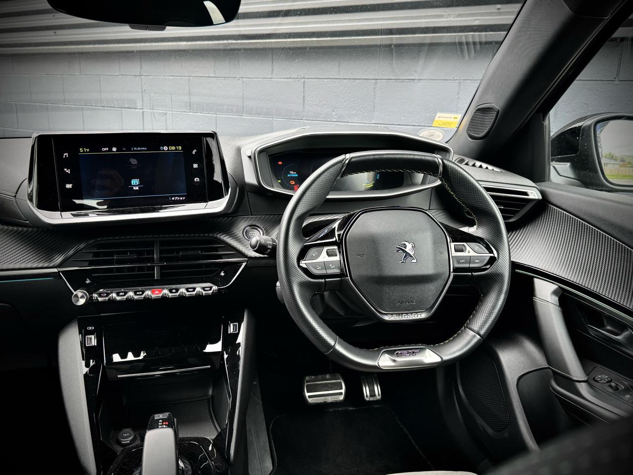 2022 Peugeot e-2008
