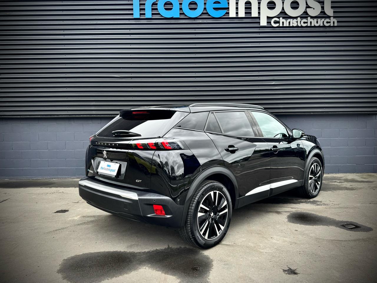 2022 Peugeot e-2008
