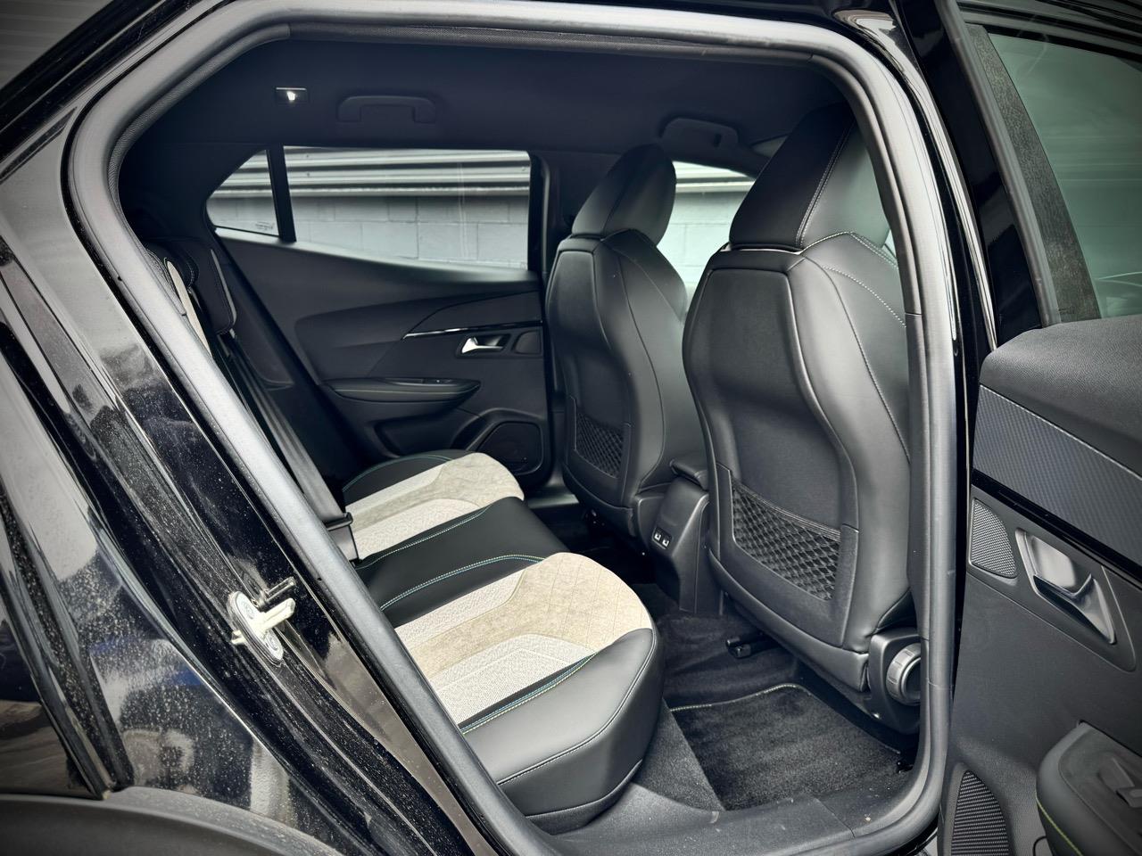 2022 Peugeot e-2008