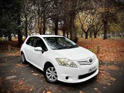 2010 Toyota Corolla - Thumbnail
