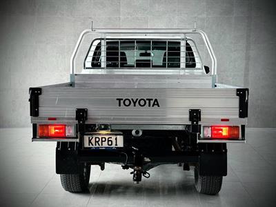 2017 Toyota Hilux - Thumbnail