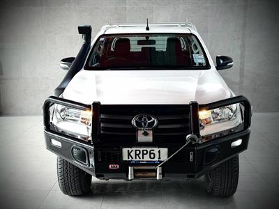 2017 Toyota Hilux - Thumbnail