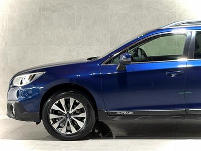 2016 Subaru Outback - Thumbnail