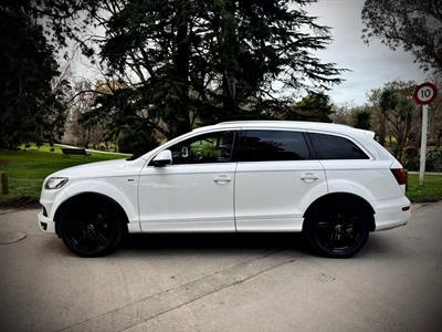 2011 Audi Q7 - Thumbnail