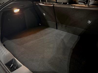 2017 Toyota C-HR - Thumbnail