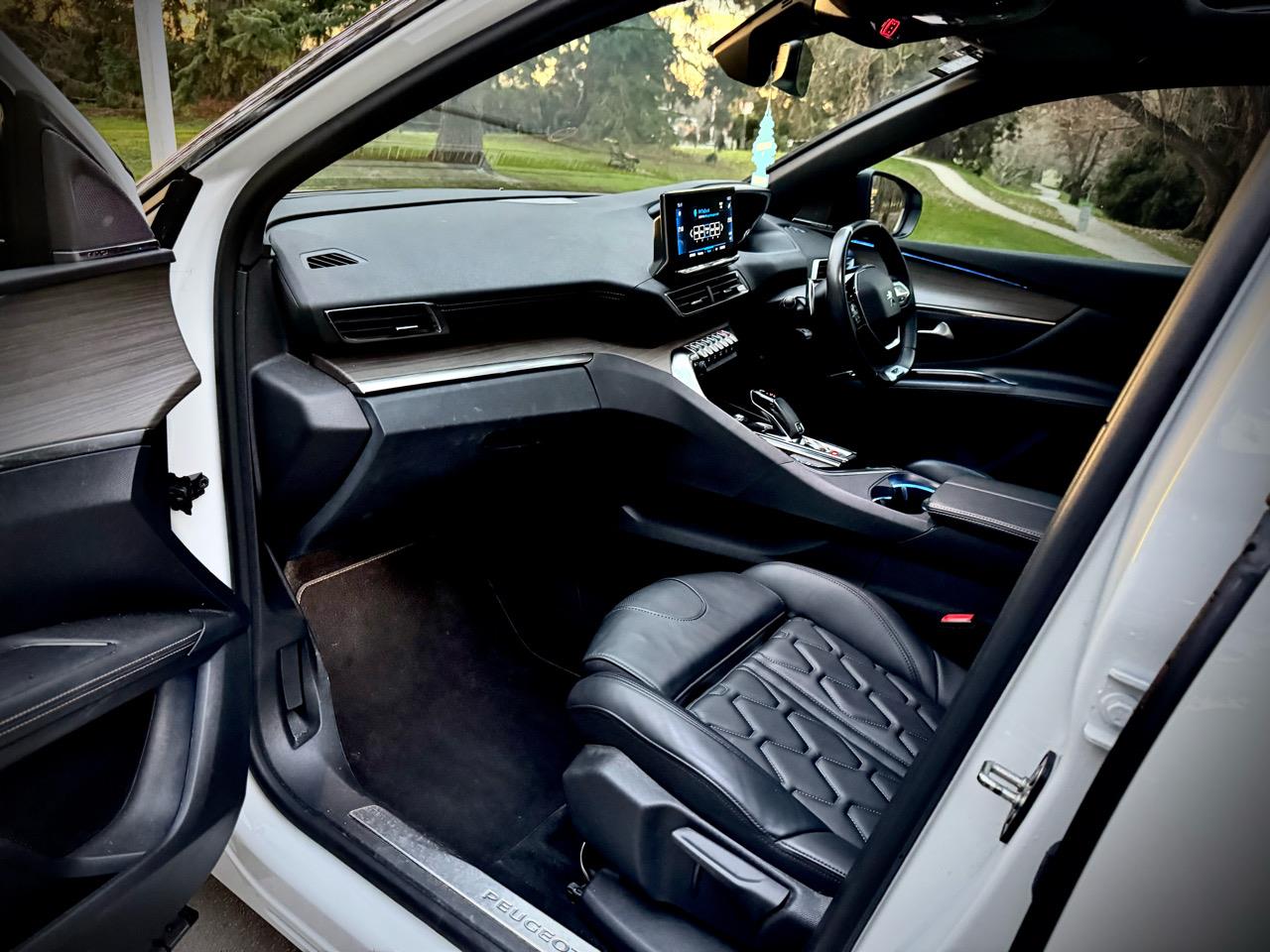 2021 Peugeot 3008