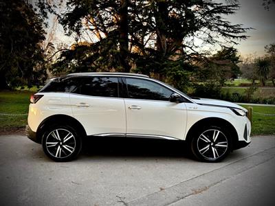 2021 Peugeot 3008 - Thumbnail
