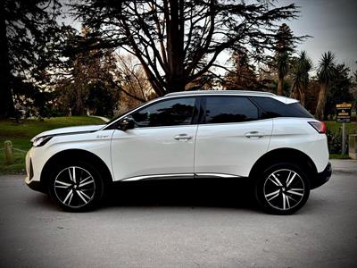 2021 Peugeot 3008 - Thumbnail