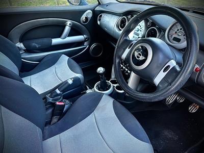 2003 Mini Cooper - Thumbnail