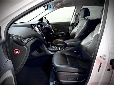 2015 Hyundai Santa Fe - Thumbnail