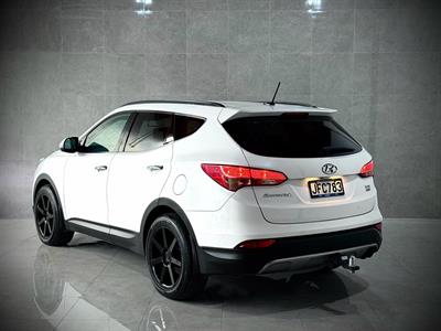2015 Hyundai Santa Fe - Thumbnail