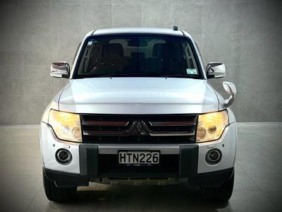2008 Mitsubishi Pajero - Thumbnail