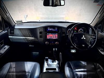 2008 Mitsubishi Pajero - Thumbnail