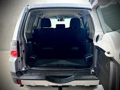 2008 Mitsubishi Pajero - Thumbnail