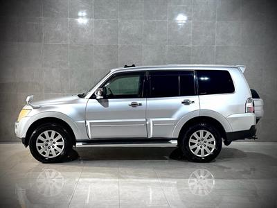 2008 Mitsubishi Pajero - Thumbnail