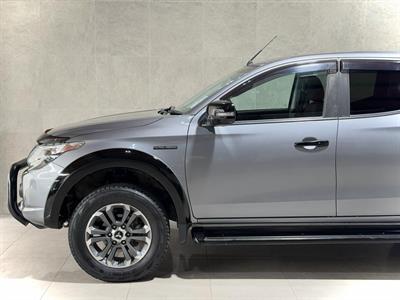 2018 Mitsubishi Triton - Thumbnail