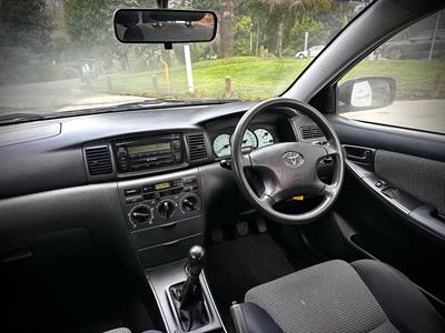 2006 Toyota Corolla - Thumbnail
