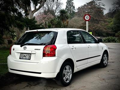 2006 Toyota Corolla - Thumbnail