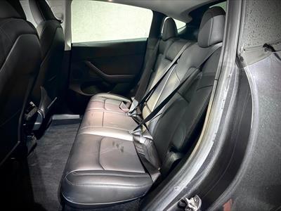 2022 Tesla Model Y - Thumbnail