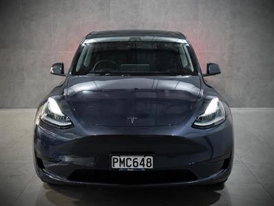 2022 Tesla Model Y - Thumbnail