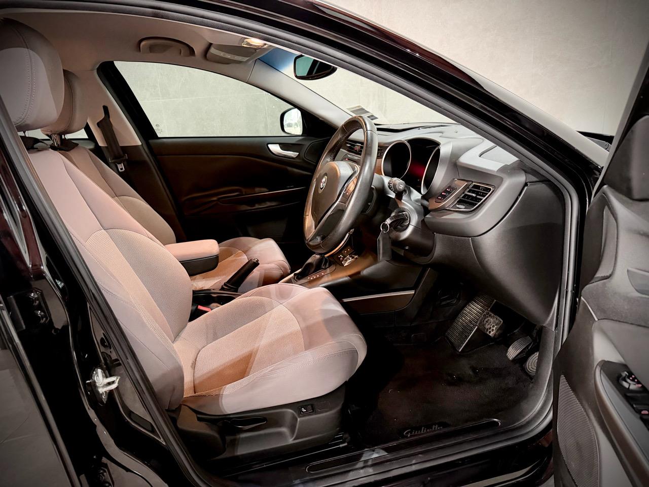 2015 Alfa Romeo Giulietta