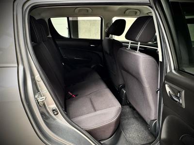 2016 Suzuki Swift - Thumbnail