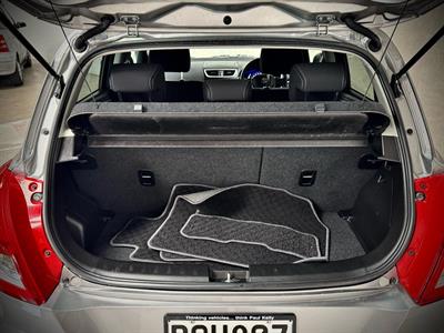 2016 Suzuki Swift - Thumbnail