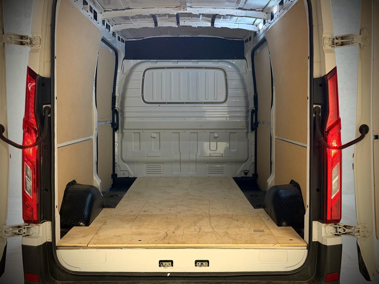 2023 LDV Edeliver 9