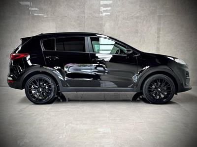 2021 Kia Sportage - Thumbnail