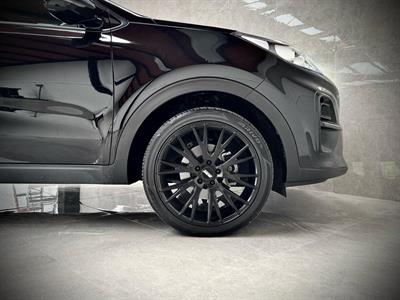 2021 Kia Sportage - Thumbnail