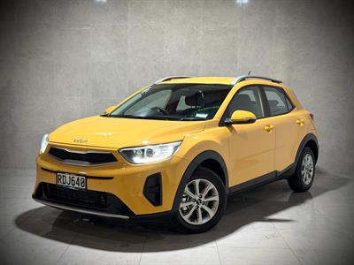 2025 Kia Stonic - Thumbnail