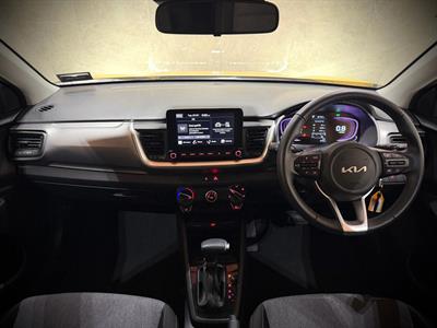 2025 Kia Stonic - Thumbnail