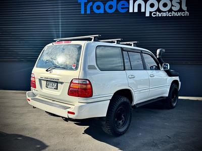 1999 Toyota Landcruiser - Thumbnail