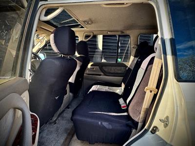 1999 Toyota Landcruiser - Thumbnail