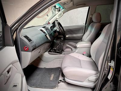 2011 Toyota Hilux - Thumbnail