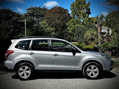 2014 Subaru Forester - Thumbnail