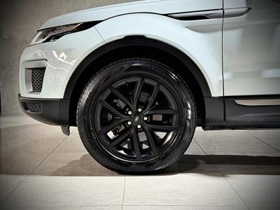 2016 Land Rover Range Rover Evoque - Thumbnail