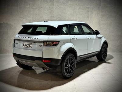 2016 Land Rover Range Rover Evoque - Thumbnail