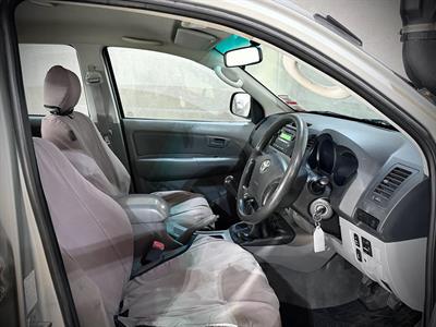 2011 Toyota Hilux - Thumbnail
