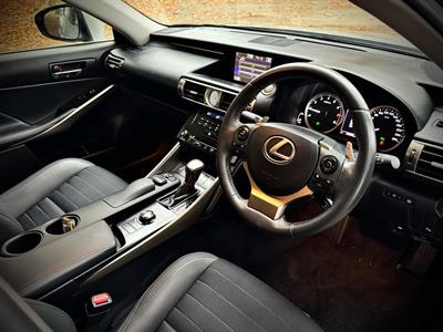2014 Lexus IS 250 - Thumbnail