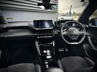 2020 Peugeot 2008 - Thumbnail