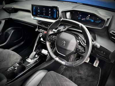 2020 Peugeot 2008 - Thumbnail