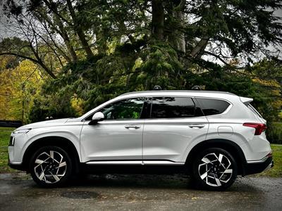 2022 Hyundai Santa Fe - Thumbnail