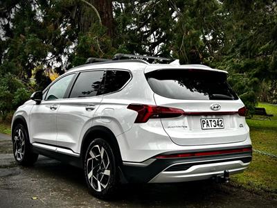 2022 Hyundai Santa Fe - Thumbnail