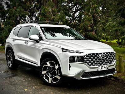 2022 Hyundai Santa Fe - Thumbnail