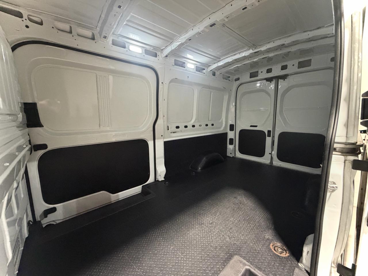 2023 LDV Edeliver 9